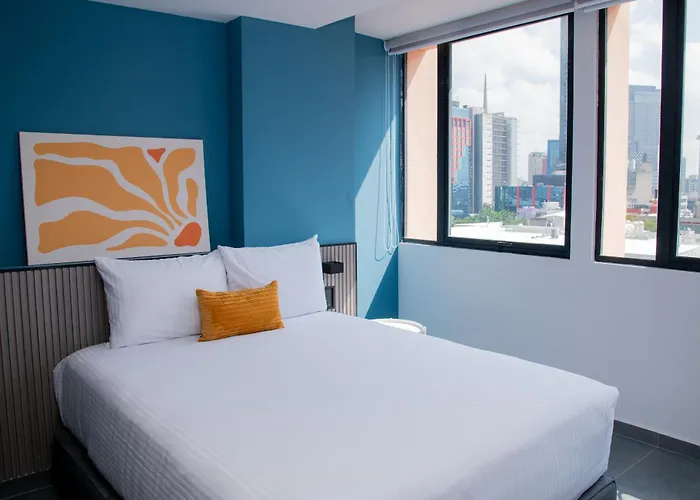 Niu Reforma 4* México DF
